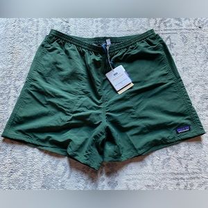 Patagonia Baggies Green 5in Size L